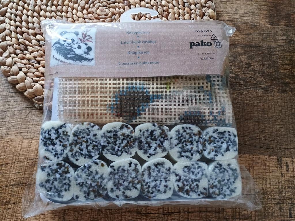 Mooi pako knooppakket - pandabeertjes - knoopkussen, Ophalen of Verzenden