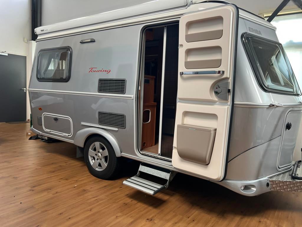 Eriba Touring 420GT, langslaper, Standaardzit, Tot en met 2, 750 - 1000 kg, Particulier