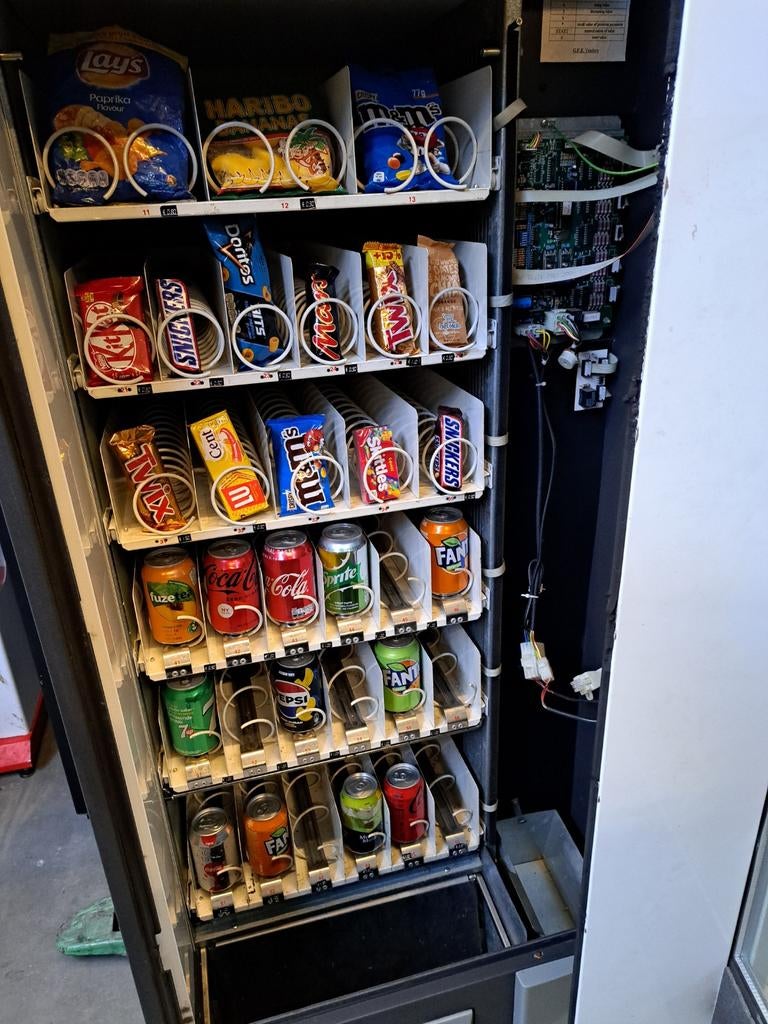 Combi automaat compact model gekoeld, Ophalen, Gebruikt