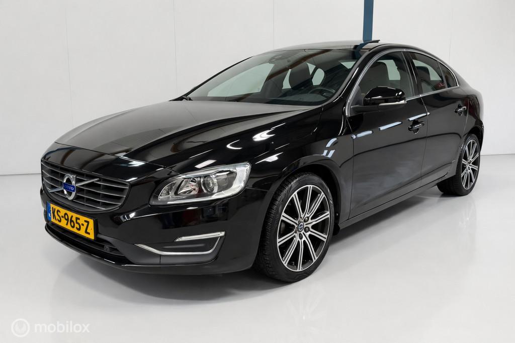 Volvo S60 2.0 T5 Nordic+ 1E EIGENAAR / HARMAN KARDON / LEER, Euro 6, 4 cilinders, 1969 cc, S60