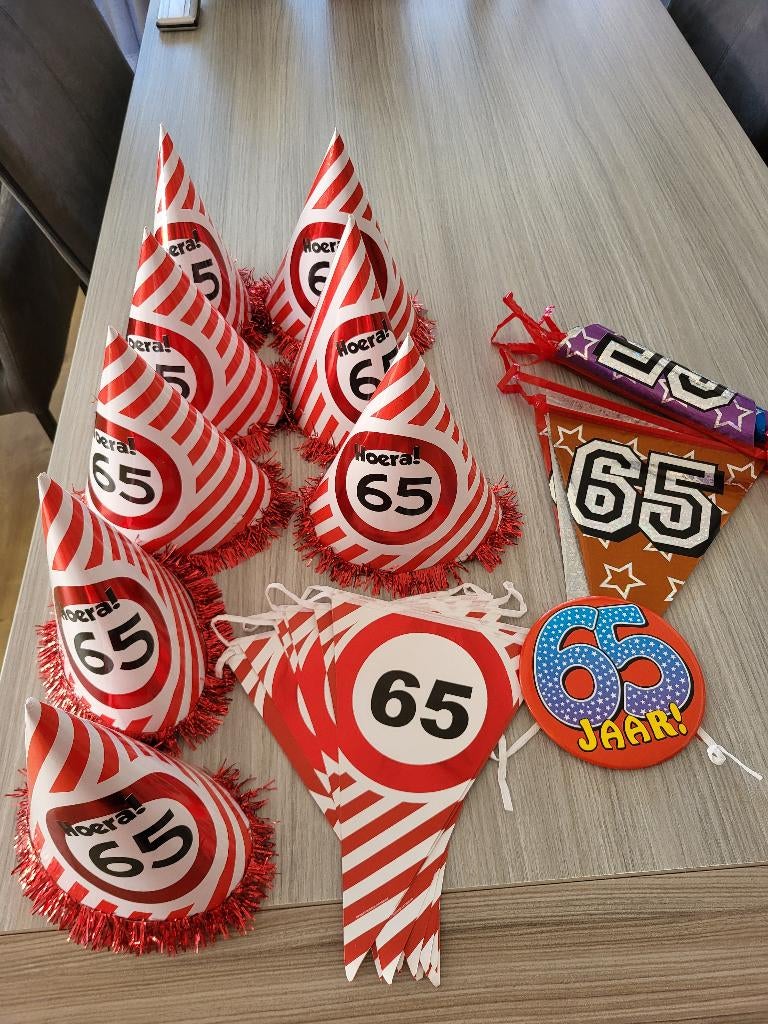 feestartikelen 65 jaar, Ophalen of Verzenden, Zo goed als nieuw, Versiering, Verjaardag