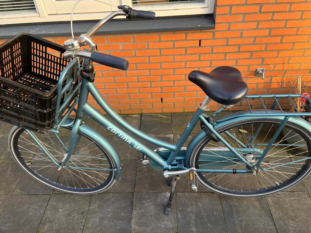 Goed onderhouden nette cortina, 56 cm of meer, Ophalen, Gebruikt, Versnellingen