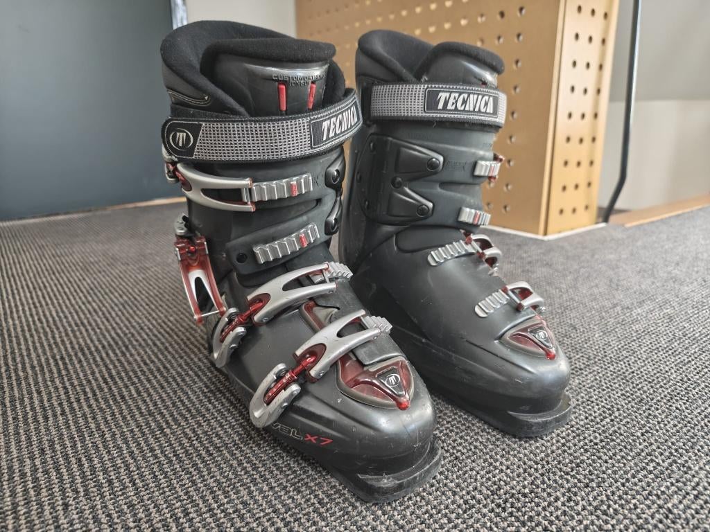 Carve ski's met skischoenen te koop, Ophalen, 160 tot 180 cm, Gebruikt, Rossignol