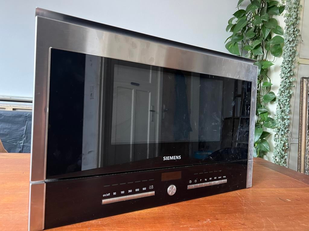 Siemens inbouwmagnetron, Ophalen, Zo goed als nieuw, Inbouw, Magnetron