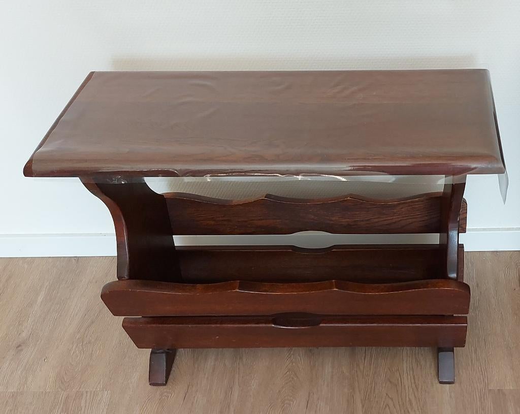 Klassiek eiken lectuurbak, krantenbak. Tevens bijzettafeltje, Ophalen, Gebruikt