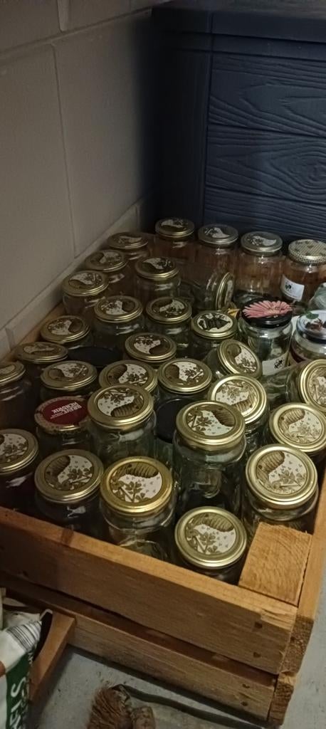 Krat vol honingpotten, Ophalen, Gebruikt