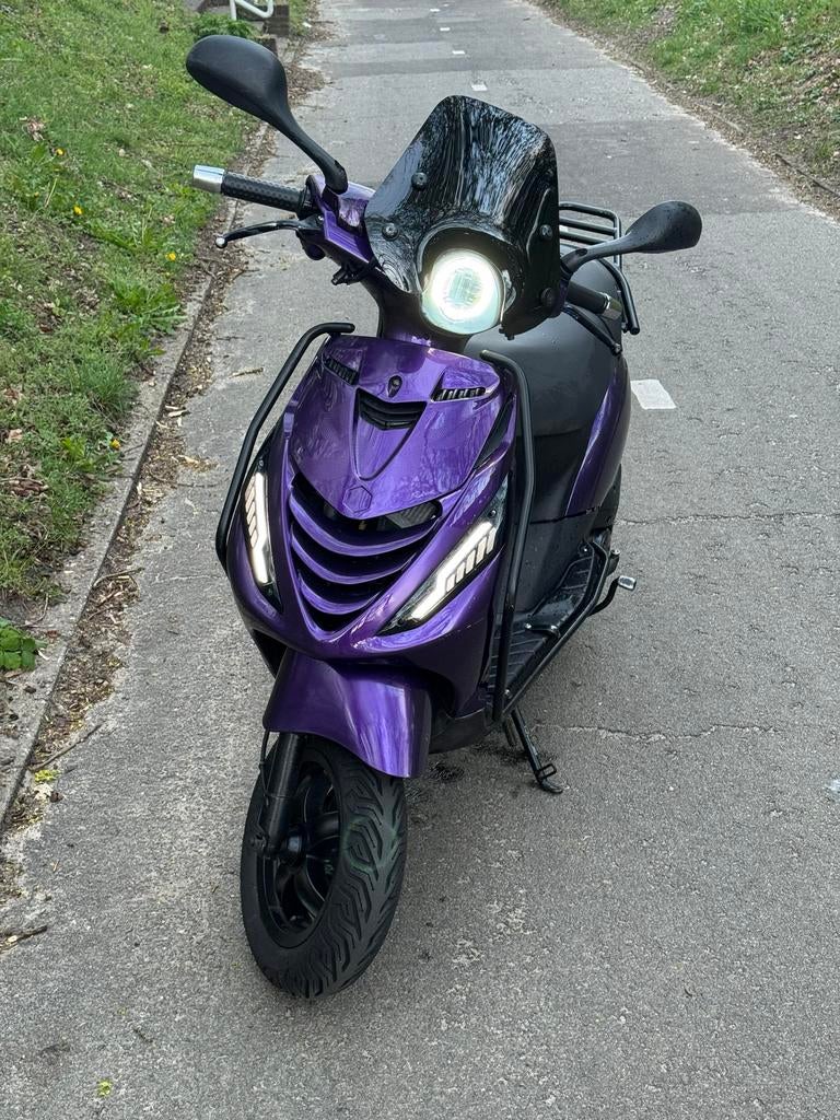 Piaggio zip 4t 80cc, Ophalen, Zo goed als nieuw, Benzine, Zip