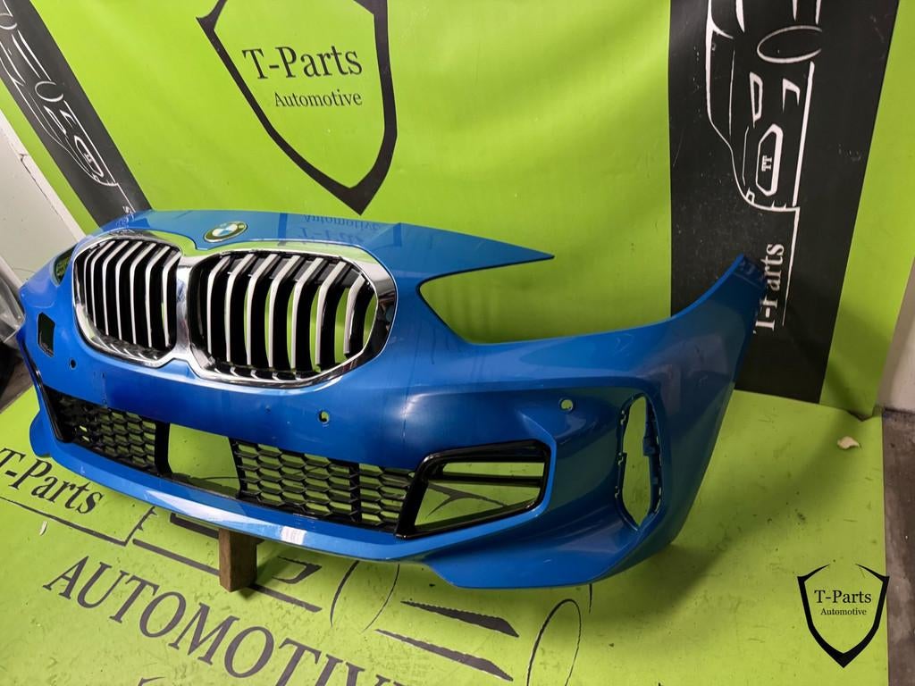 bmw 1 serie f40 voorbumper bumper 18+ M PAKKET, Petuelring 130
80788  Munich, DE, Gebruikt, Info@bmw.de, Ophalen of Verzenden