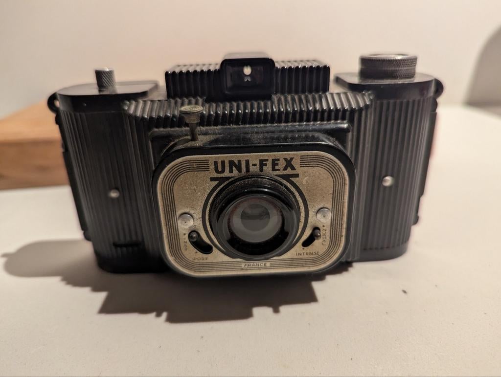 Oude Vintage Franse UNI-FEX camera, Audio, Tv en Foto, Fotocamera's Analoog, Ophalen of Verzenden, Gebruikt, Compact, Overige Merken