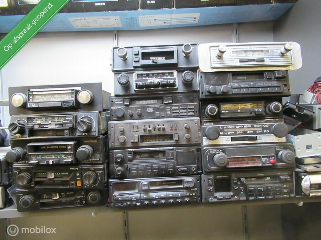 Oude radio's + boxen voor in oldtimer etc, Gebruikt, Ophalen of Verzenden