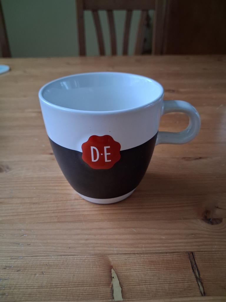 1 krijt mok  van Douwe Egberts, Huis en Inrichting, Ophalen of Verzenden, Zo goed als nieuw, Overige stijlen, Kop(pen) en/of Schotel(s)