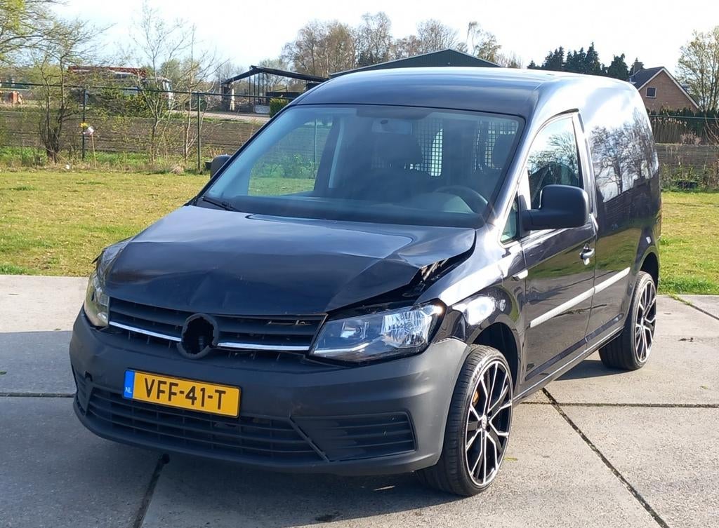 Vw caddy  2.0tdi  Navigatie  zwart  2020, Ophalen, Zwart, Diesel, Overige carrosserieën