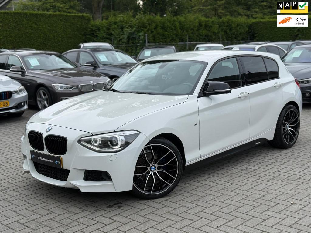 BMW 1-serie 116i Executive M Sport|Nieuwe Ketting + Klepseal, Auto's, BMW, 1-Serie, Gebruikt, 4 cilinders, Alcantara