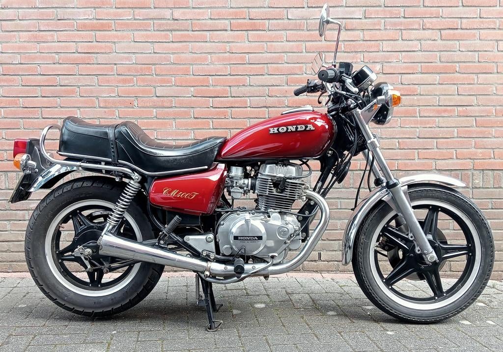 Honda CM400T, Motoren, 400 cc, 2 cilinders, Particulier