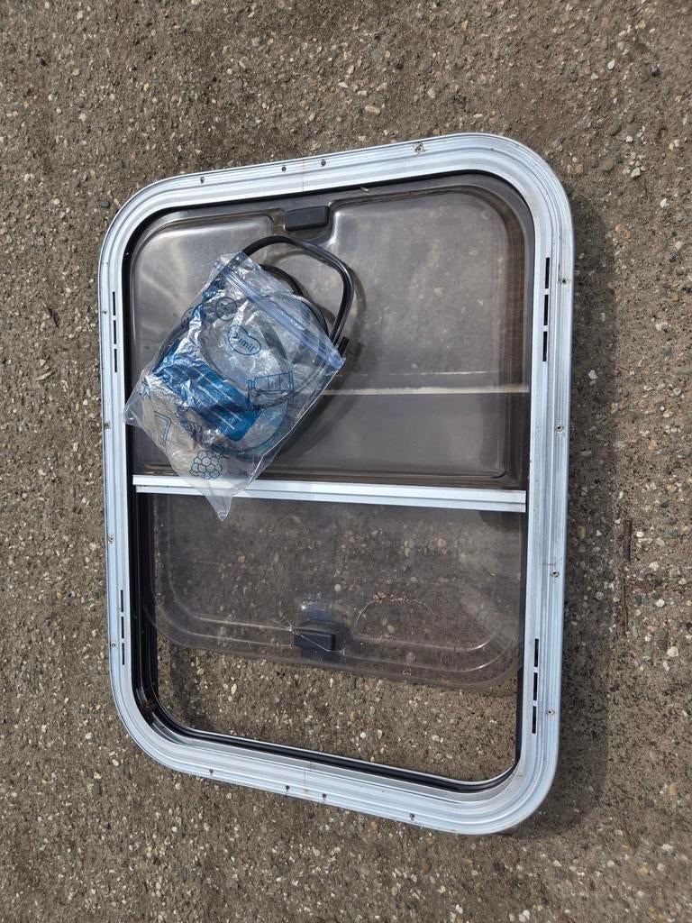 Tekoop schuifraam, Ophalen, Zo goed als nieuw