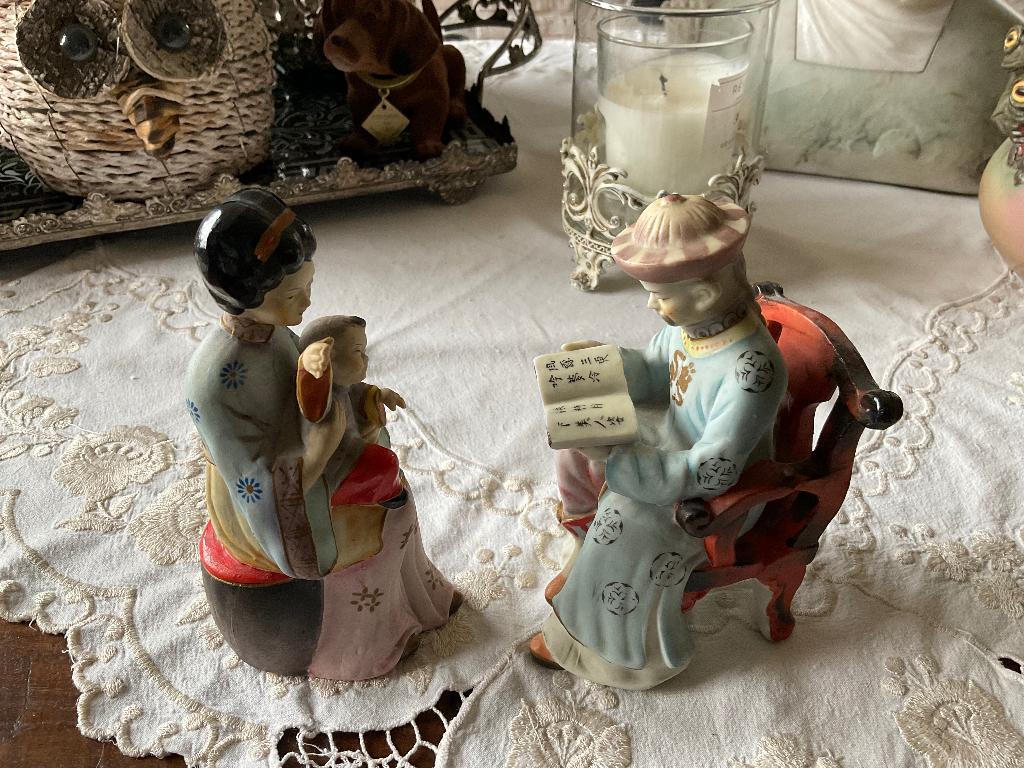 Chinees koppel met kind, Antiek en Kunst, Antiek | Porselein, Ophalen of Verzenden