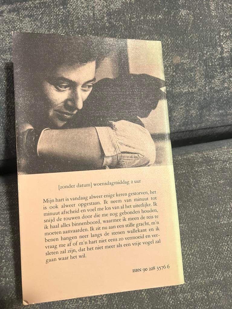 ETTY HILLESUM WO II WESTERBORK brieven van, Boeken, Ophalen of Verzenden, Overige onderwerpen, Tweede Wereldoorlog, Gelezen