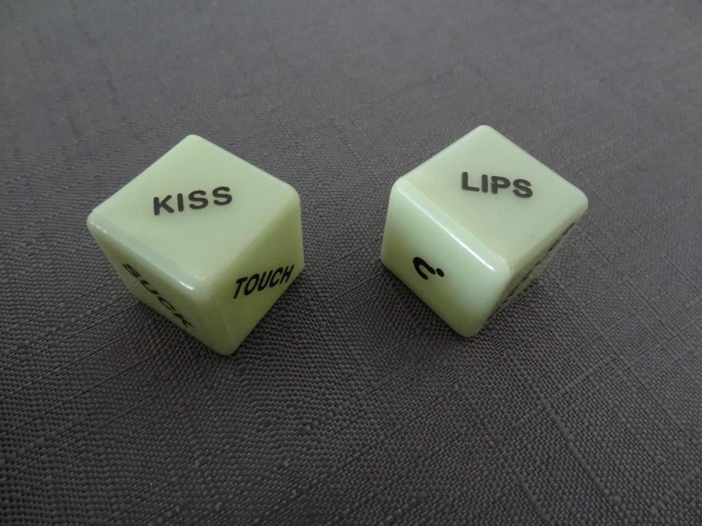 NIEUW! Love Dice Glow In The Dark >Snelle Verzending!<, Een of twee spelers, Ophalen of Verzenden, Nieuw