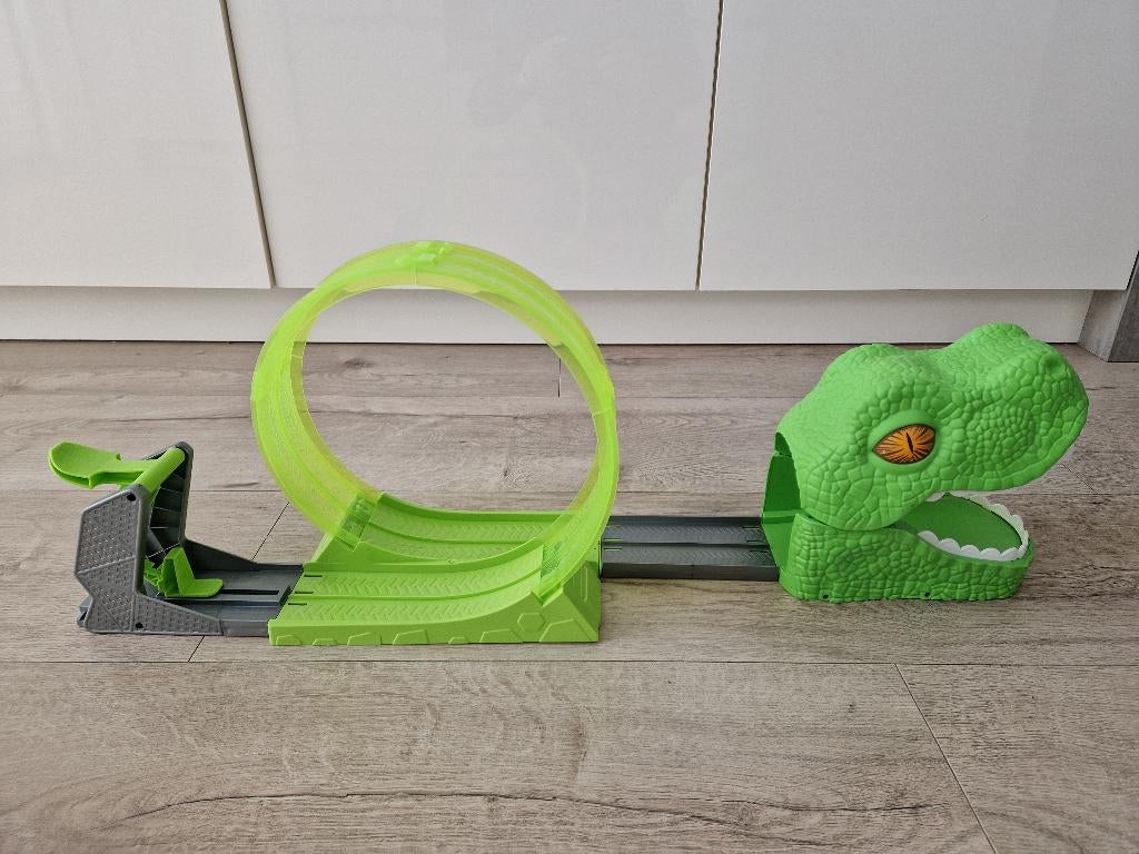 Hot Wheels Monster truck Dino baan (T.E.A.B.), Ophalen of Verzenden, Hot Wheels, Handmatig, Met looping