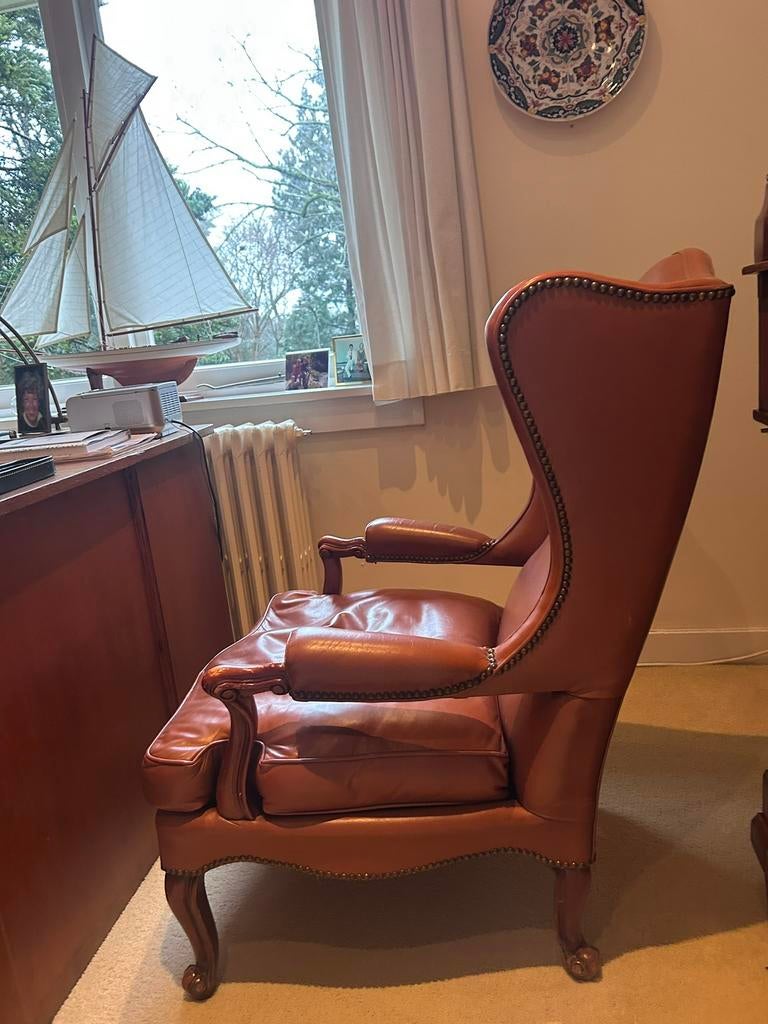 Klassieke, bruine oorfauteuil, Huis en Inrichting, Fauteuils, Ophalen, Zo goed als nieuw