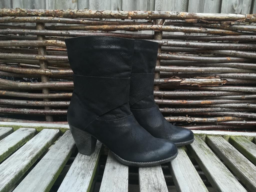 Zign Laarzen Leer Zwart maat 39, Kleding | Dames, Schoenen, Hoge laarzen, Zwart, Ophalen of Verzenden, Zo goed als nieuw