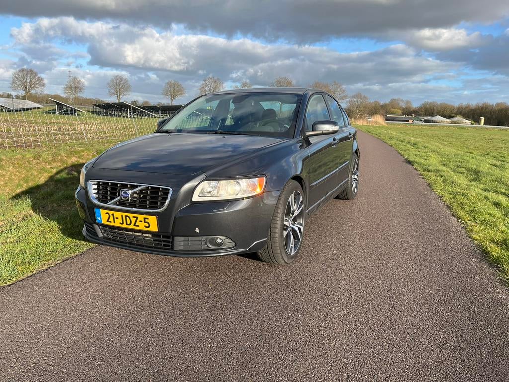 Volvo S40 2.0 2009 Grijs, Auto's, Voorwielaandrijving, 4 cilinders, S40, Particulier
