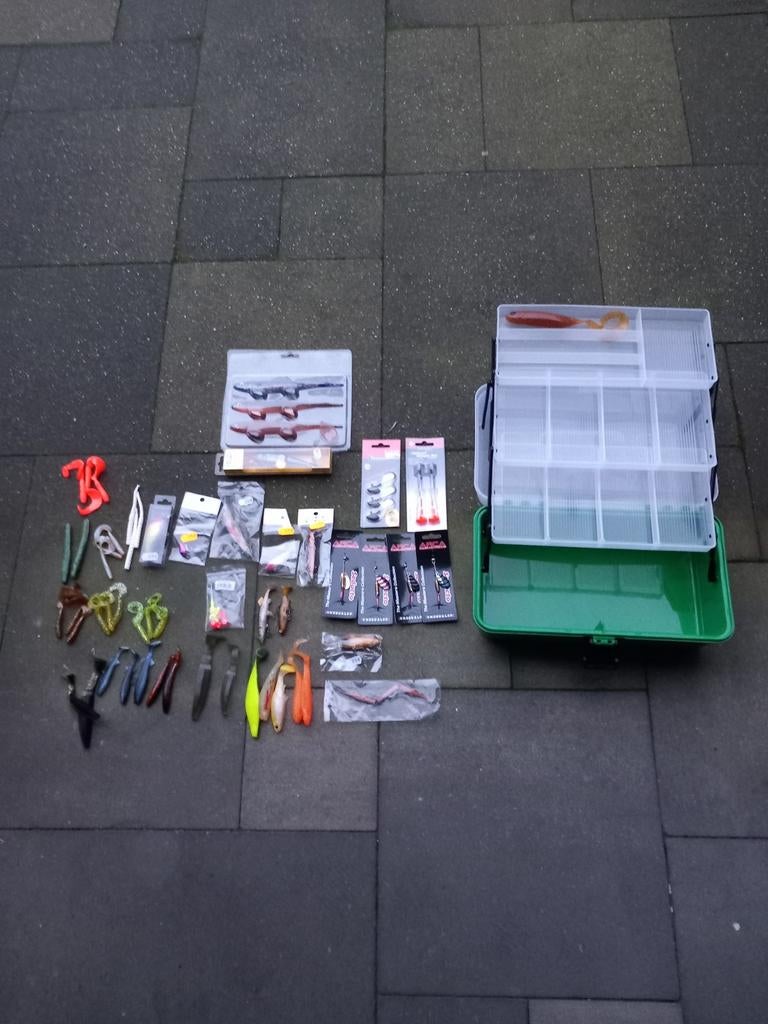 Sensas Viskoffer vol met kunstaas voor het Roofvissen., Ophalen of Verzenden, Nieuw, Overige typen