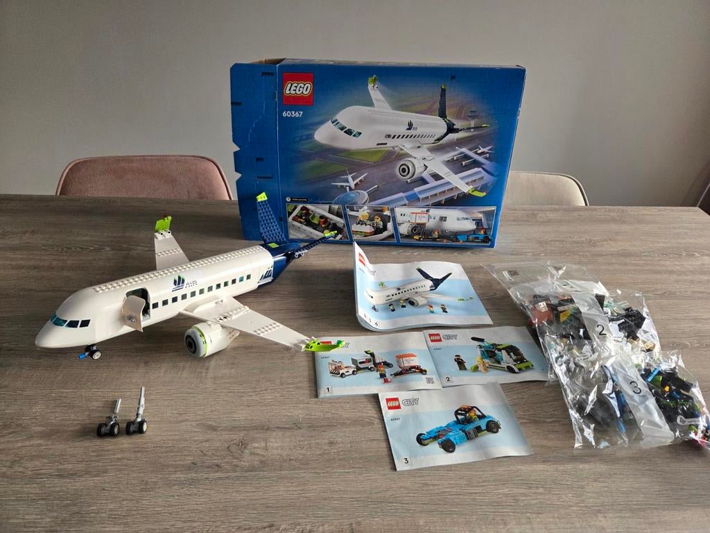 Lego City Vliegtuig 60367, Ophalen