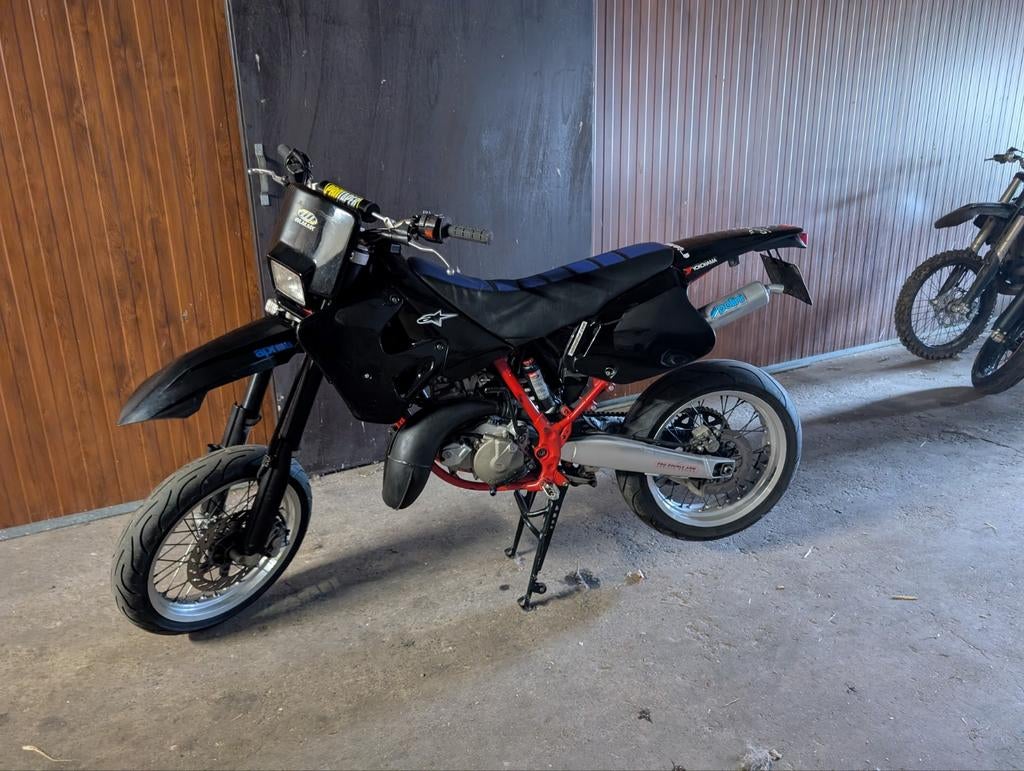 Supermoto a1 kenteken Aprilia rx 125 2 takt ktm sx 125 exc, Fietsen en Brommers, Ophalen, Zo goed als nieuw, Overige merken