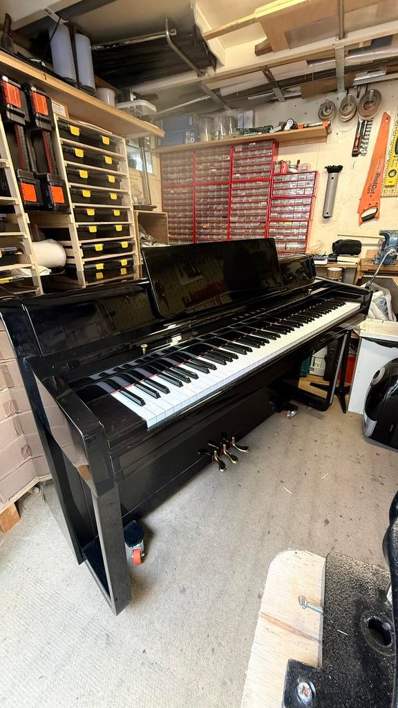 Prachtige Yamaha Dirigenten piano te koop, Ophalen, Zwart, Zo goed als nieuw, Piano