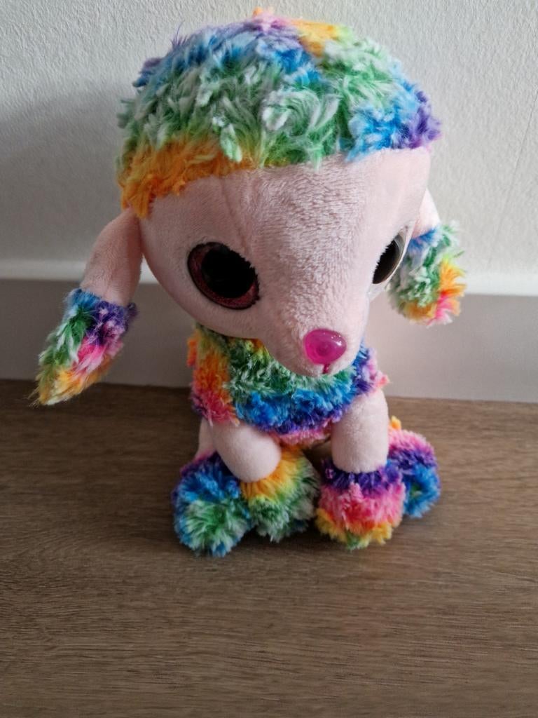 Knuffel hond poedel regenboog glitterogen glitter K7314, Ophalen of Verzenden, Zo goed als nieuw