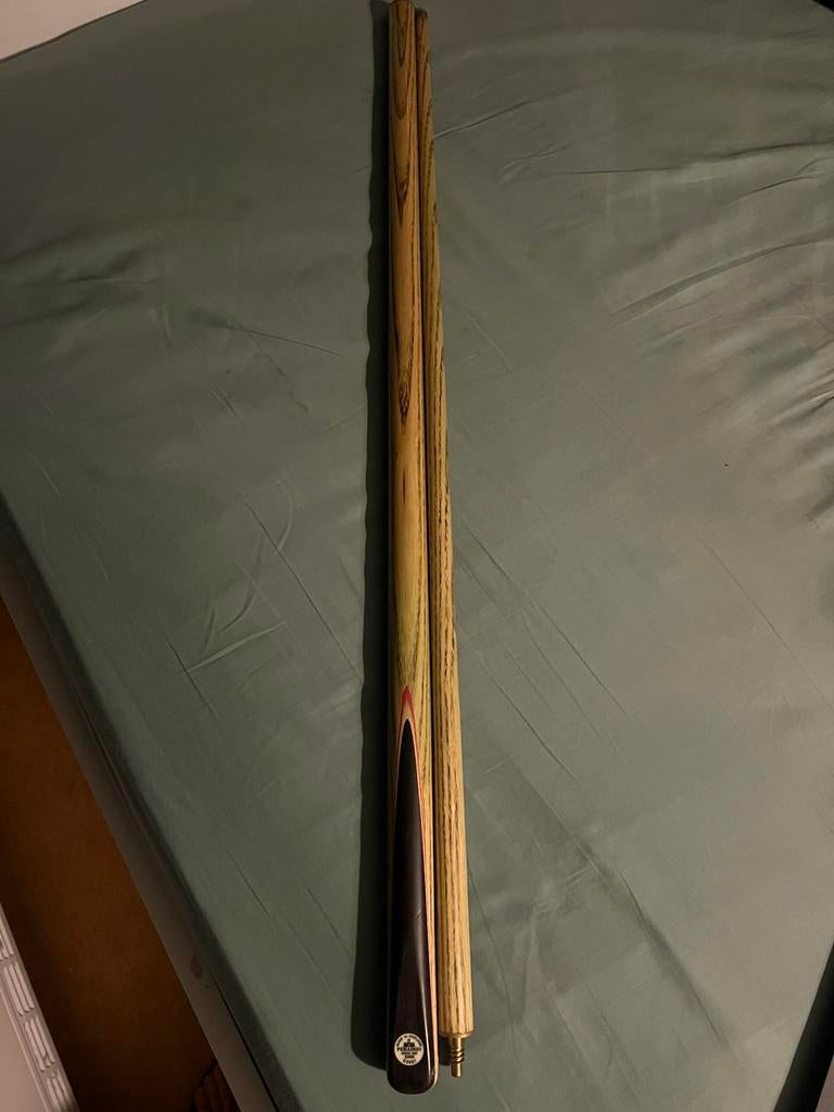 Snooker cue peradon derby two jointed, Ophalen, Zo goed als nieuw, Keu of Ballen