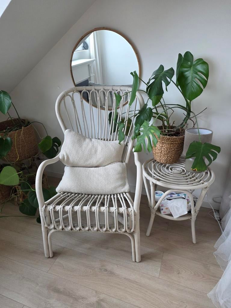 Ikea stoel + retro bijzettafeltje, jute kleur, Huis en Inrichting, Stoelen, Ophalen, Gebruikt, Bruin, Eén