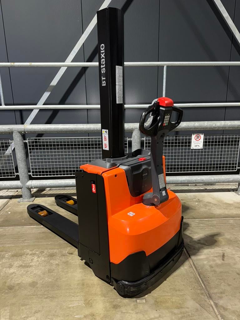 10X TOYOTA BT SWE080L 2000KG BJ2020 DUPLO 1,58M +/- 1000UUR, Ophalen, Zo goed als nieuw