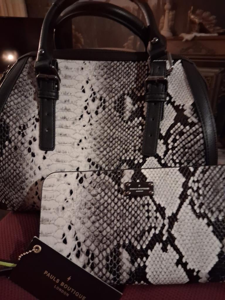 Paul's Boutique Handtas en portemonnee, Sieraden, Tassen en Uiterlijk, Tassen | Damestassen, Ophalen of Verzenden, Zo goed als nieuw