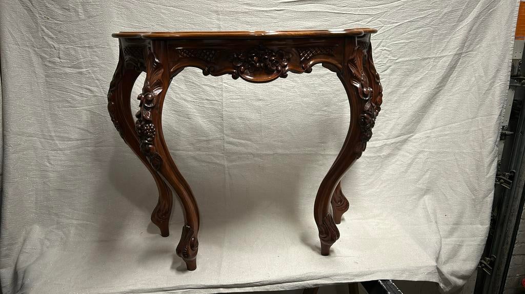 Antieke console tafel van Mahonie hout, Wandkapstok, Ophalen of Verzenden, Zo goed als nieuw, Minder dan 100 cm