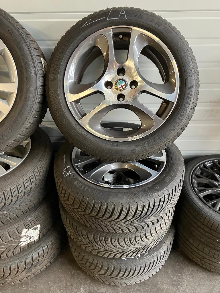 Winterbanden op lichtmetalen velgen Alfa Romeo Mito, Auto-onderdelen, Banden en Velgen, Ophalen, Gebruikt, 16 inch, Winterbanden