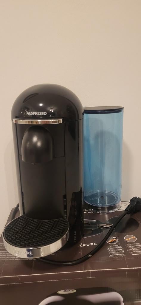 Nespresso XN900 Krups – zo goed als nieuw (1 week gebruikt), Witgoed en Apparatuur, Koffiezetapparaten, Ophalen, Gebruikt, Koffiemachine