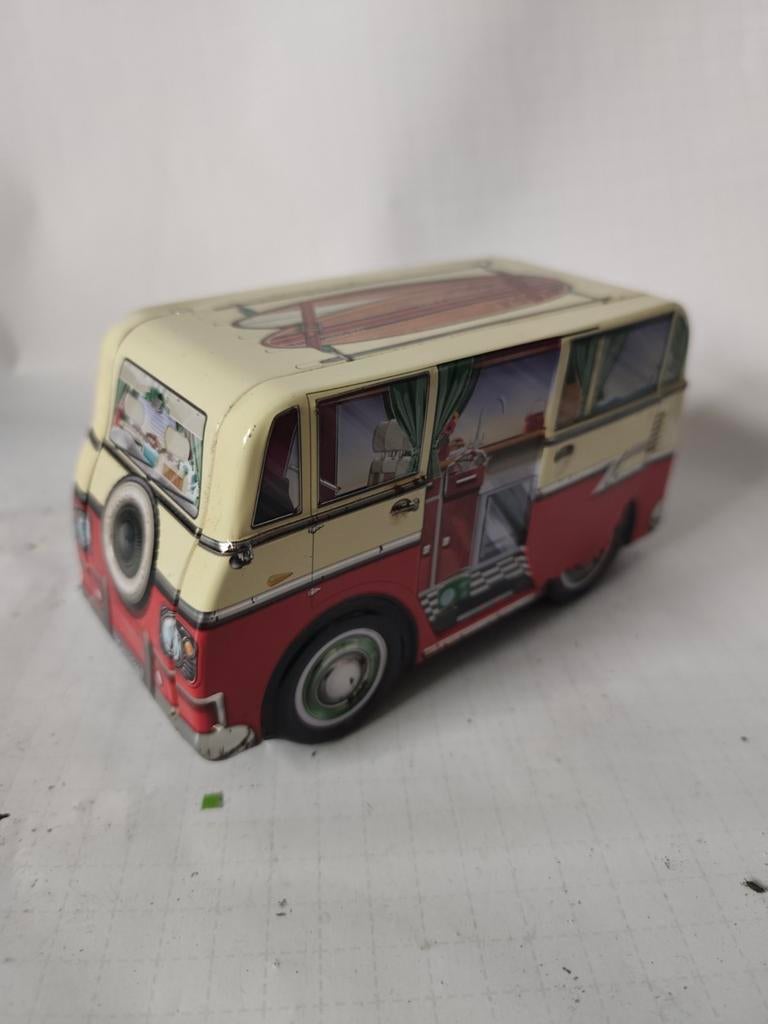 Koekblik Campervan - Rood & Beige Surf Bus, Hobby en Vrije tijd, Overige merken, Gebruikt, Auto, Groter dan 1:32