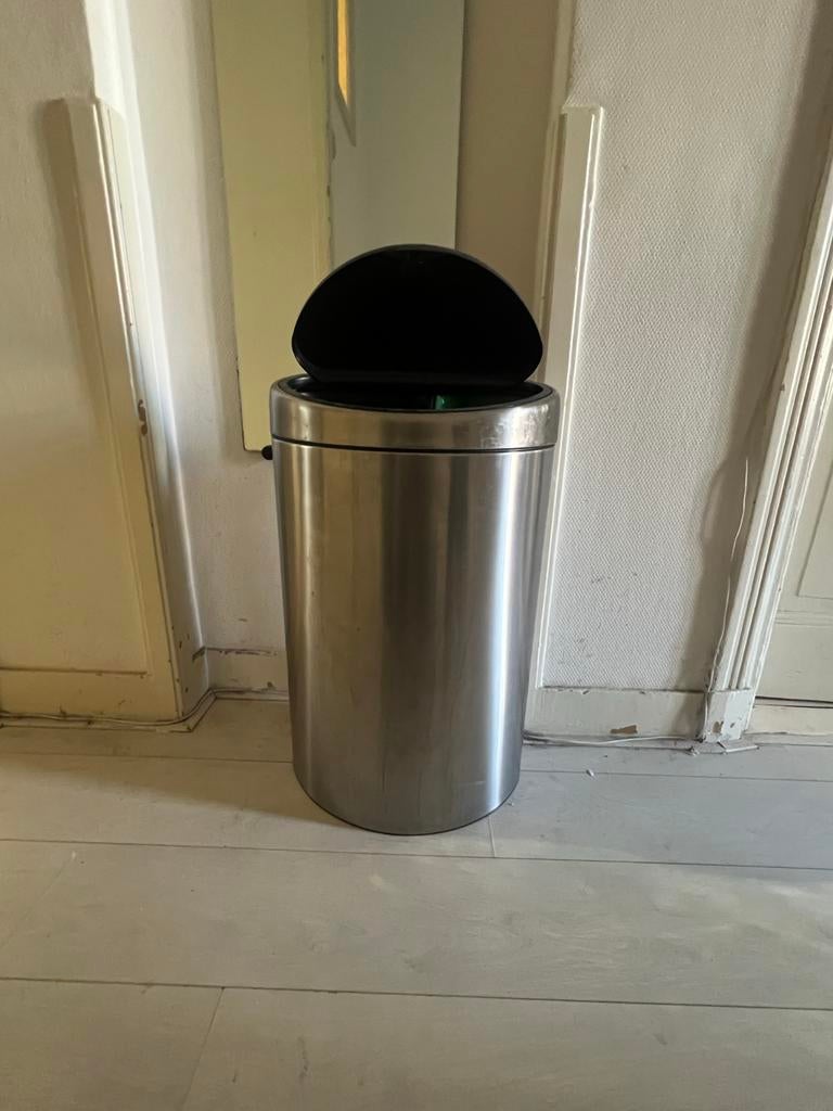 Brabantia Prullenbak 60L (Defect sluitsysteem), Gebruikt, 50 tot 75 cm, 40 liter of meer, Ophalen of Verzenden