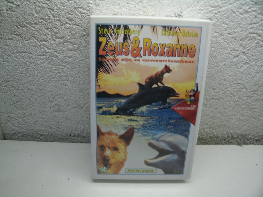 vhs 84a zeus en roxanne onweerstaanbaar, Alle leeftijden, Ophalen of Verzenden, Zo goed als nieuw