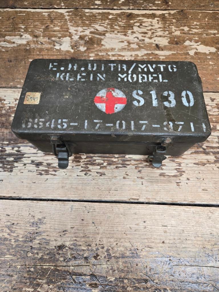 Nl leger metalen EHBO kistjes voertuigen 6545-17-017-3711, Ophalen of Verzenden, ., ., .