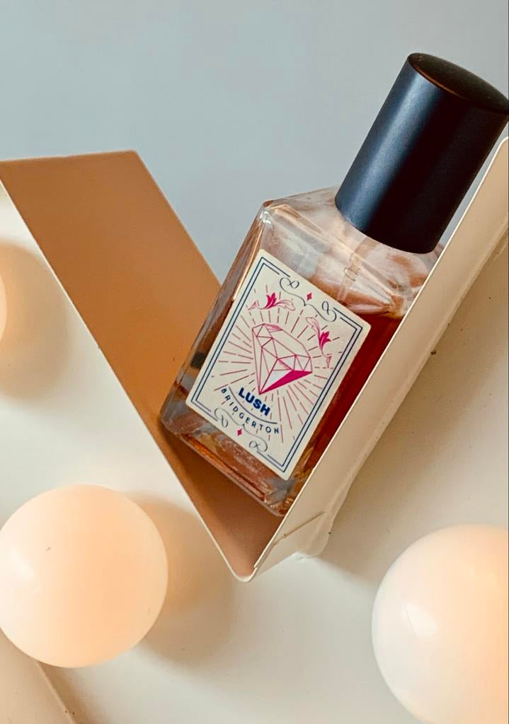 Lush 'Brigerton' Parfum - Zo goed als nieuw!, Sieraden, Tassen en Uiterlijk, Uiterlijk | Parfum, Ophalen of Verzenden, Zo goed als nieuw