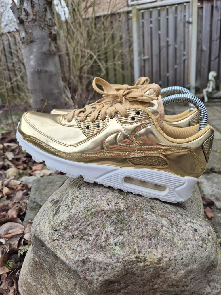 Nike air max 90 Metallic Gold 38, Kleding | Dames, Schoenen, Overige kleuren, Nike, Nieuw, Ophalen of Verzenden