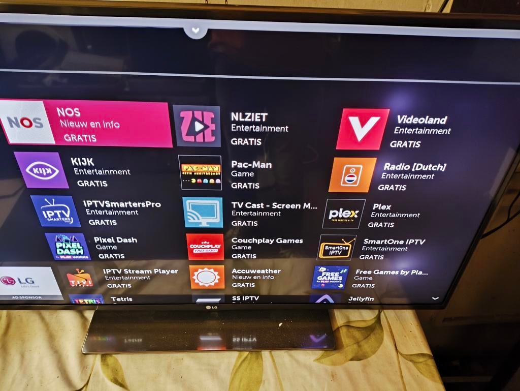42 inch LG LED Smart tv met defect backlight, Audio, Tv en Foto, Vintage Televisies, Ophalen, Gebruikt, 100 cm of meer, LG
