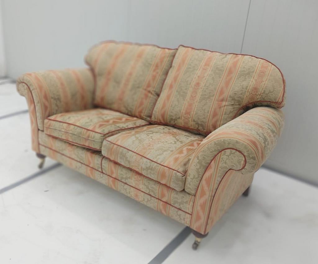 Klassieke Engelse bank - Comfortabel en stijlvol, Gebruikt, Klassiek, 150 tot 200 cm, Tweepersoons