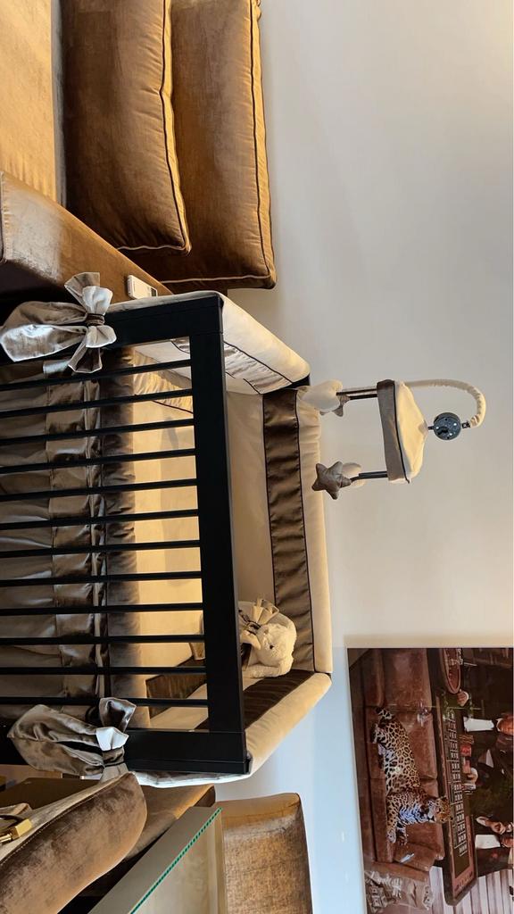 Zwarte box, Kinderen en Baby's, Boxen, Ophalen, Zo goed als nieuw