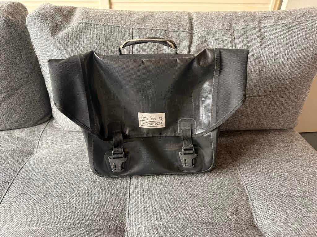 Brompton O Bag Black - Ortlieb, Fietsen en Brommers, Fietsaccessoires | Fietstassen, Ophalen of Verzenden, Zo goed als nieuw, Ortlieb x Brompton