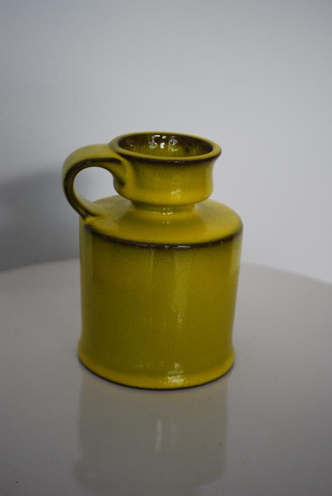 Geel vaasje keramiek, Antiek en Kunst, Antiek | Keramiek en Aardewerk, Ophalen of Verzenden
