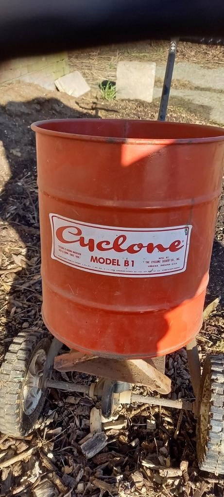 Kunstmest strooier, Tuin en Terras, Hand-tuingereedschap, Ophalen of Verzenden, Gebruikt